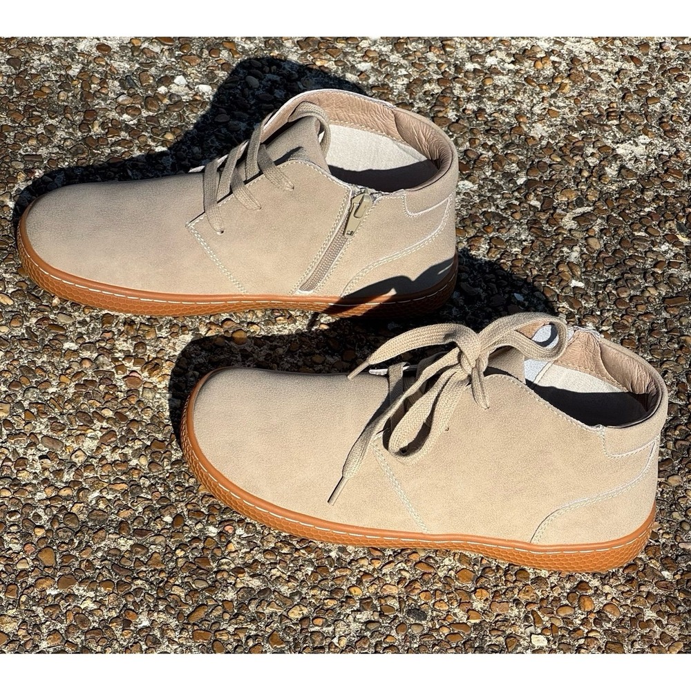Livie and Luca‎ Mighty Chukka Boots Tan Youth size 3 NWOB